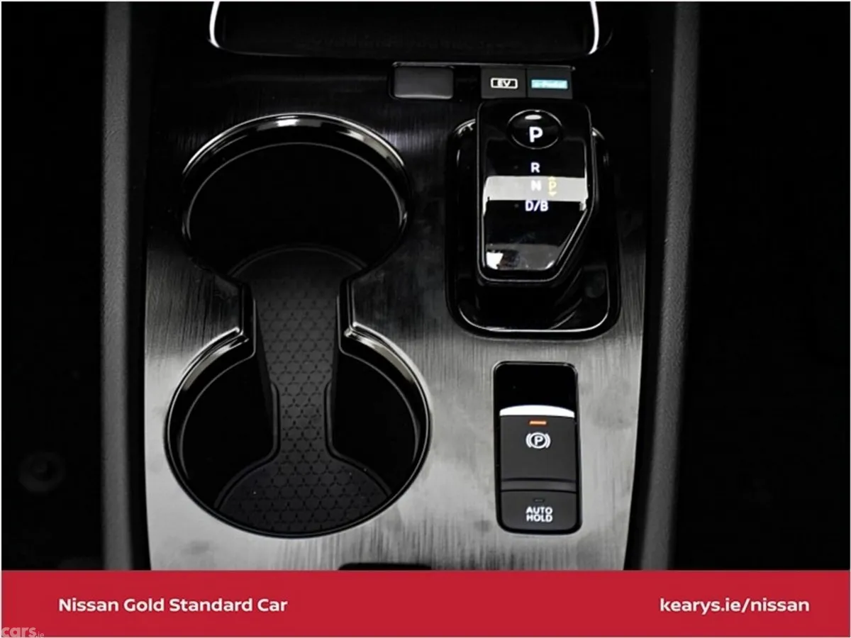 Nissan X-Trail SUV, Petrol Hybrid, 2024, Gold