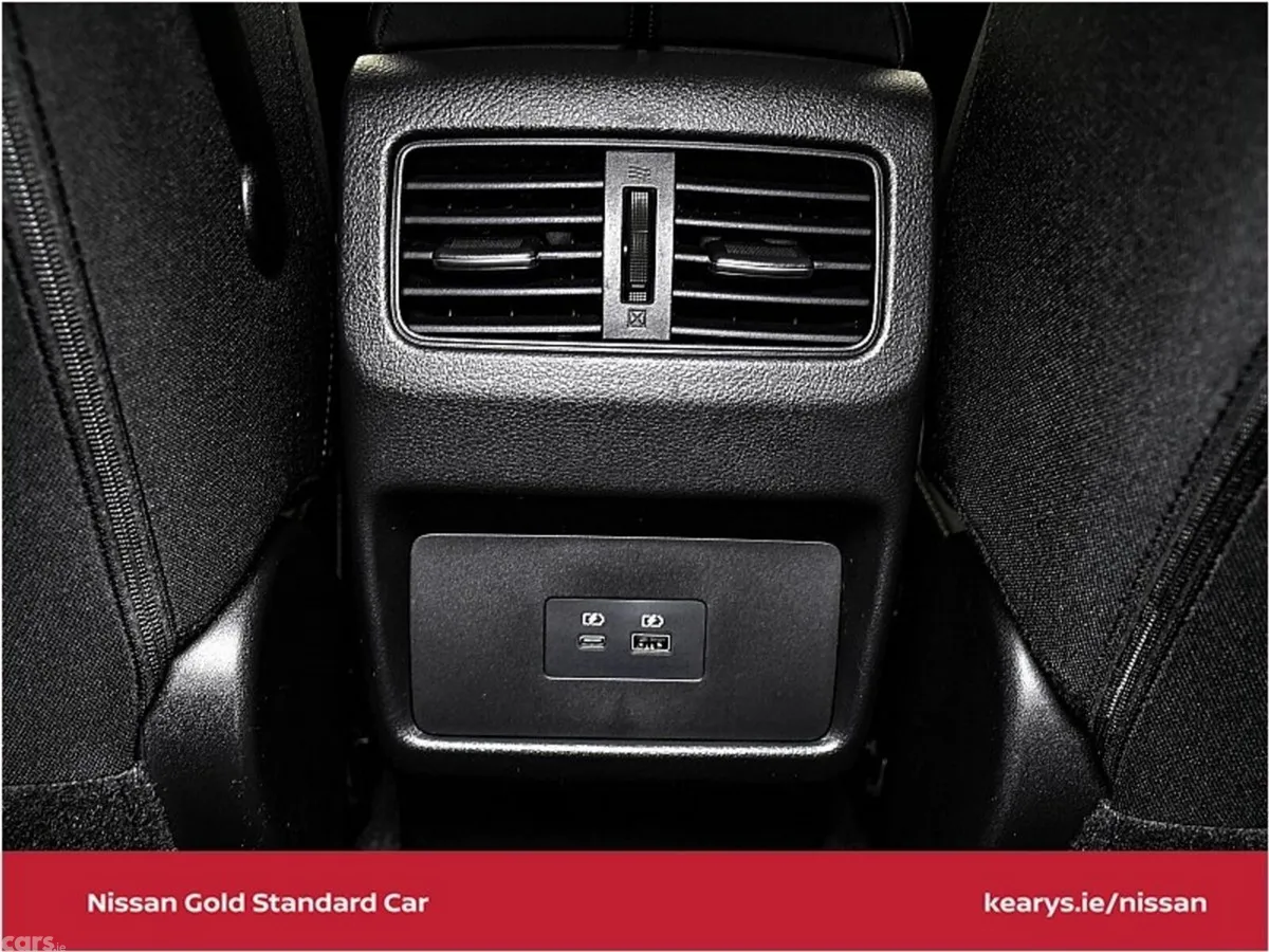 Nissan X-Trail SUV, Petrol Hybrid, 2024, Gold