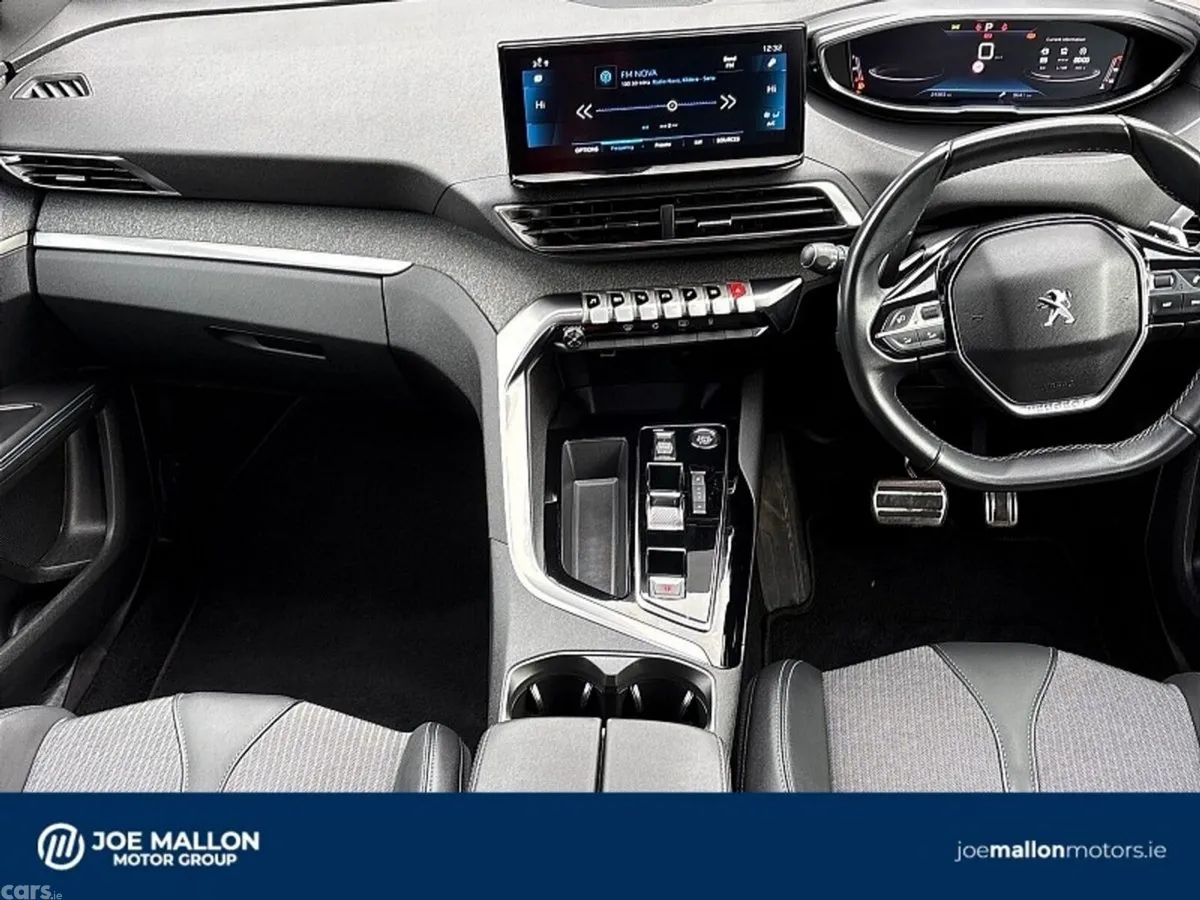 Peugeot 5008 MPV, Diesel, 2024, Black