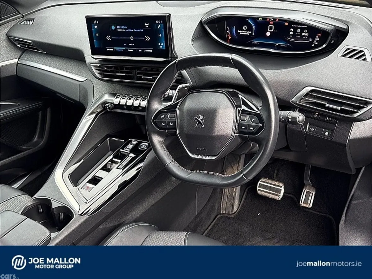 Peugeot 5008 MPV, Diesel, 2024, Black