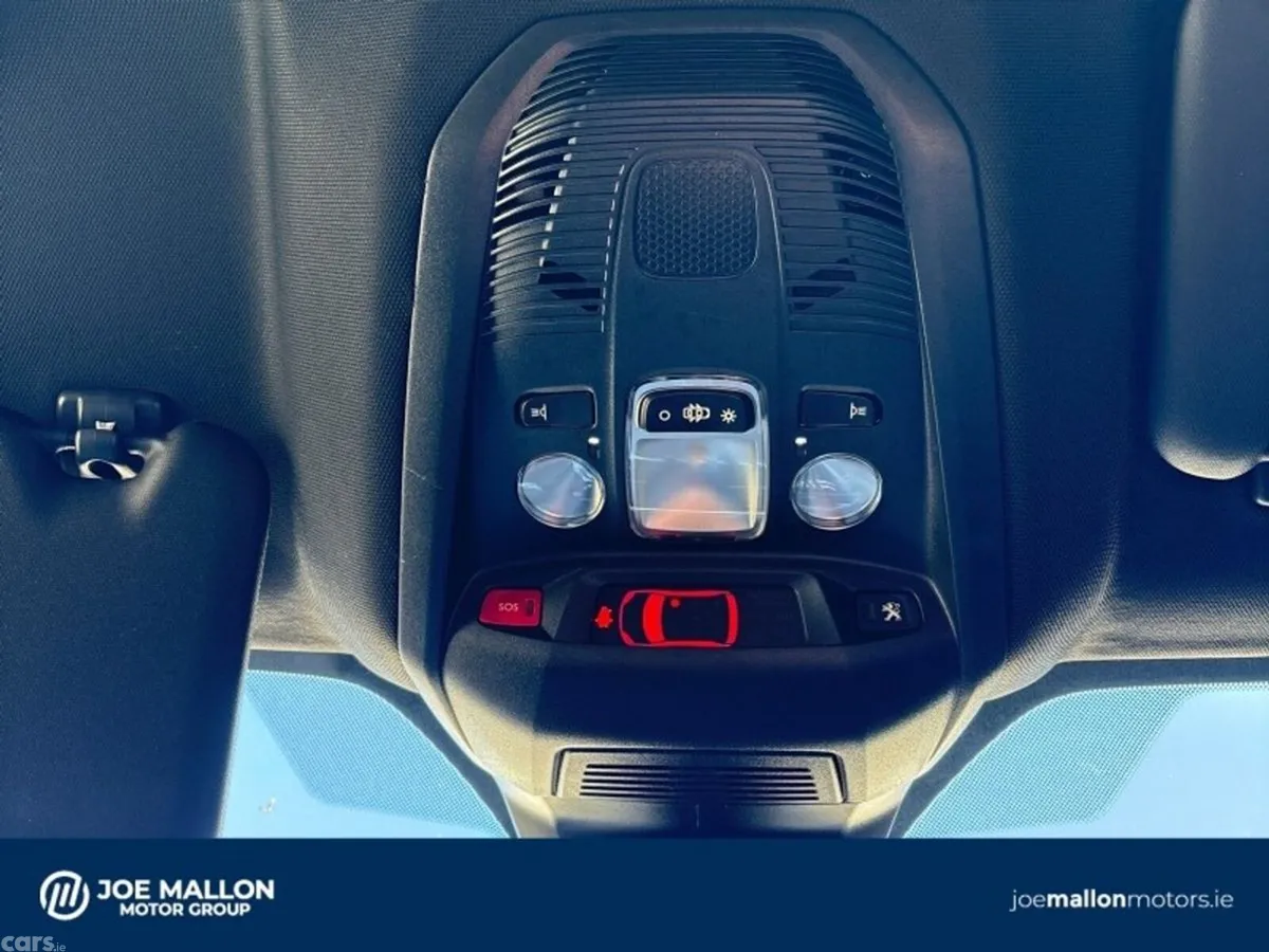 Peugeot 5008 MPV, Diesel, 2024, Black
