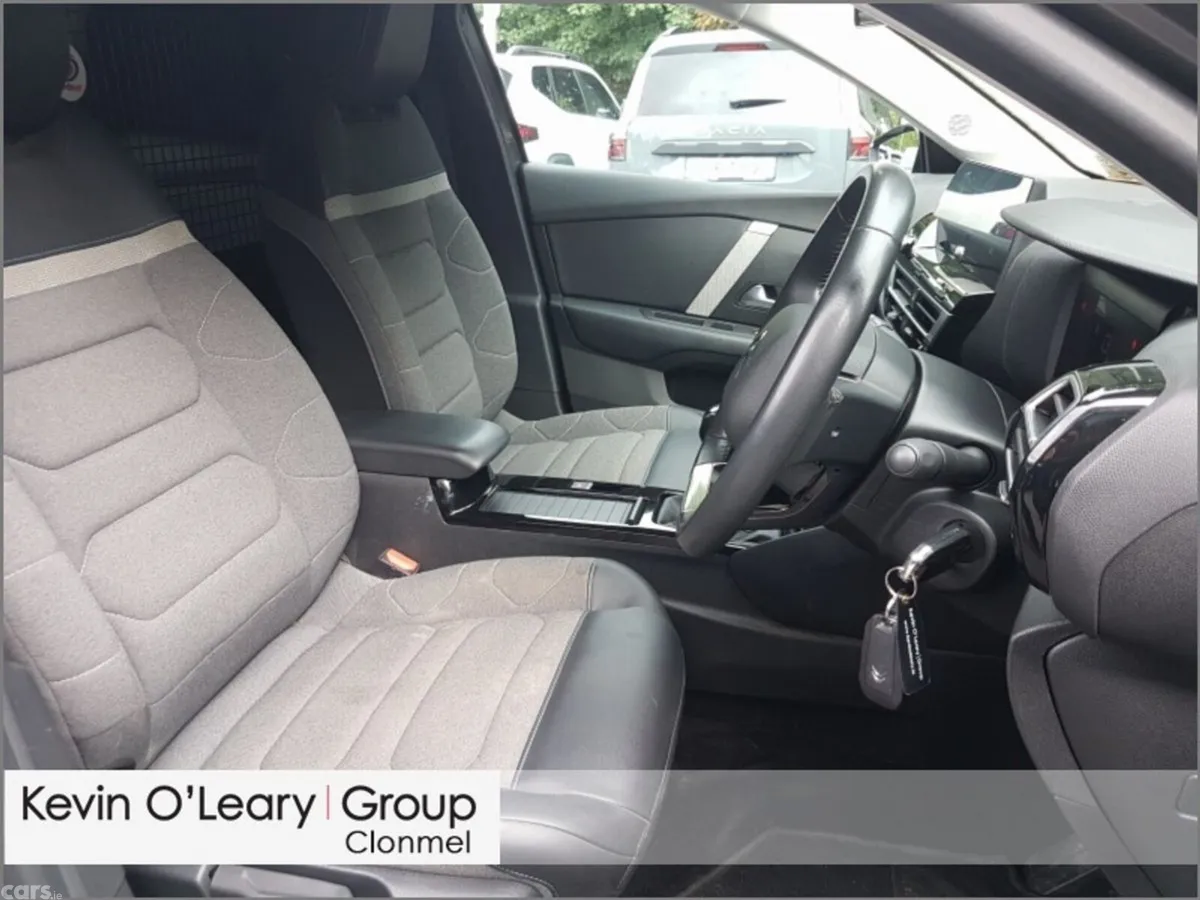 Citroen C4 Hatchback, Diesel, 2023, Grey