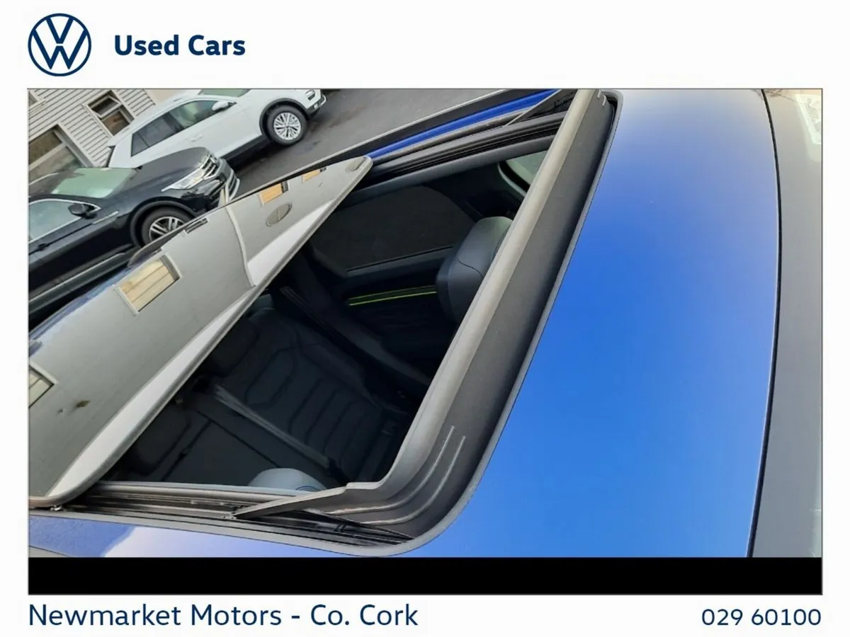 Volkswagen Touareg SUV, Petrol Plug-in Hybrid, 2021, Blue