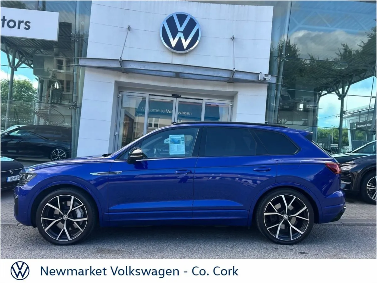 Volkswagen Touareg SUV, Petrol Plug-in Hybrid, 2021, Blue