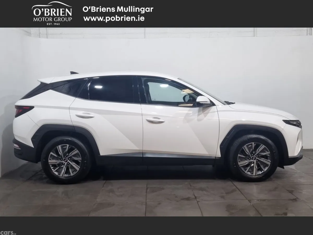 Hyundai Tucson SUV, Diesel, 2023, White