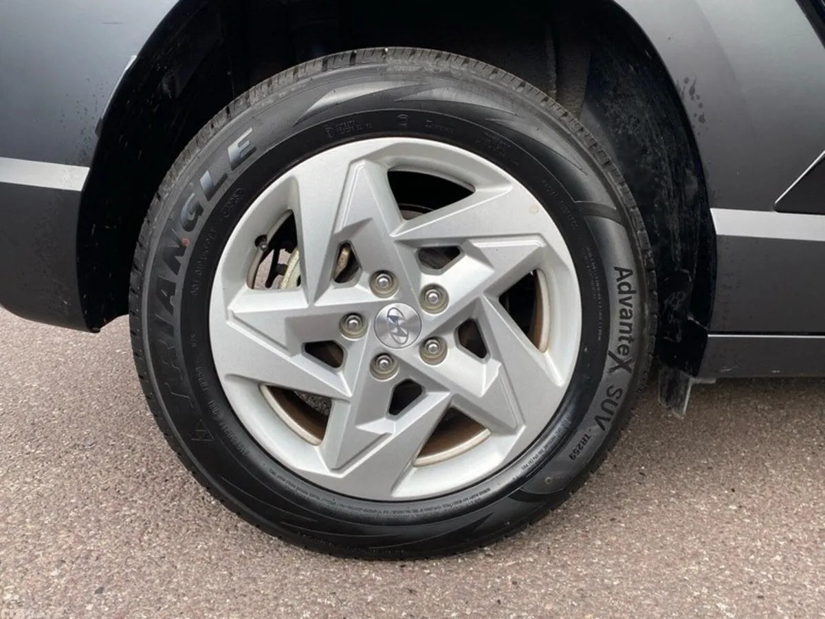 Hyundai KONA MPV, Petrol, 2024, Black