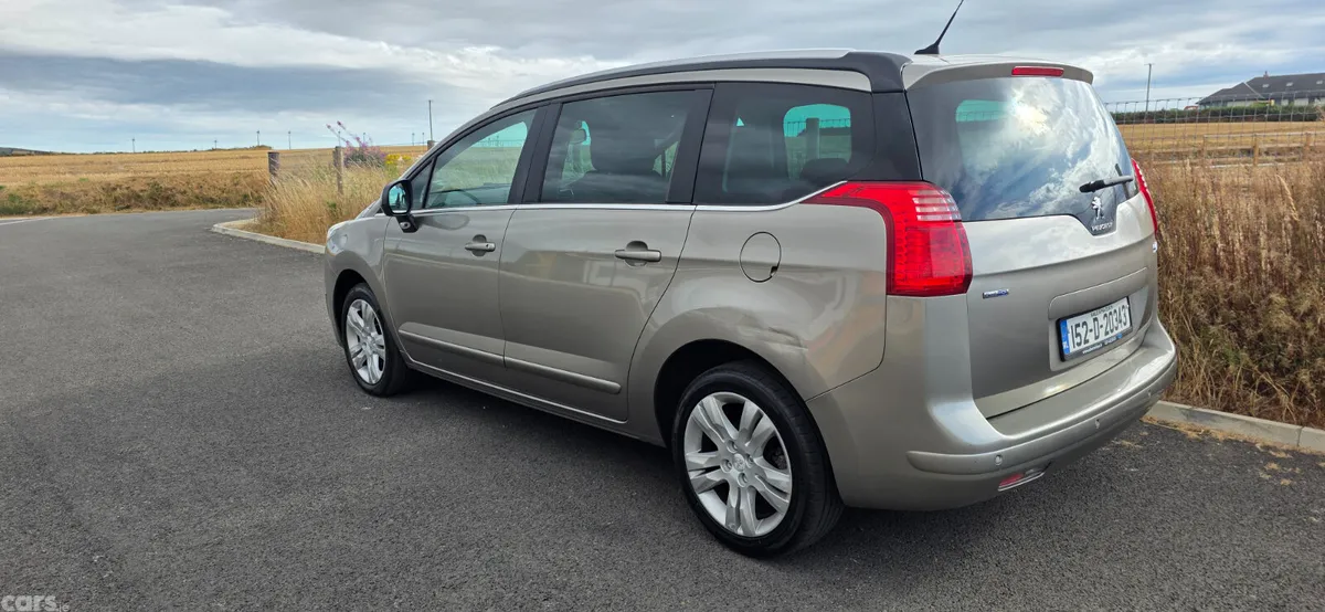 Peugeot 5008 MPV, Diesel, 2015, Grey