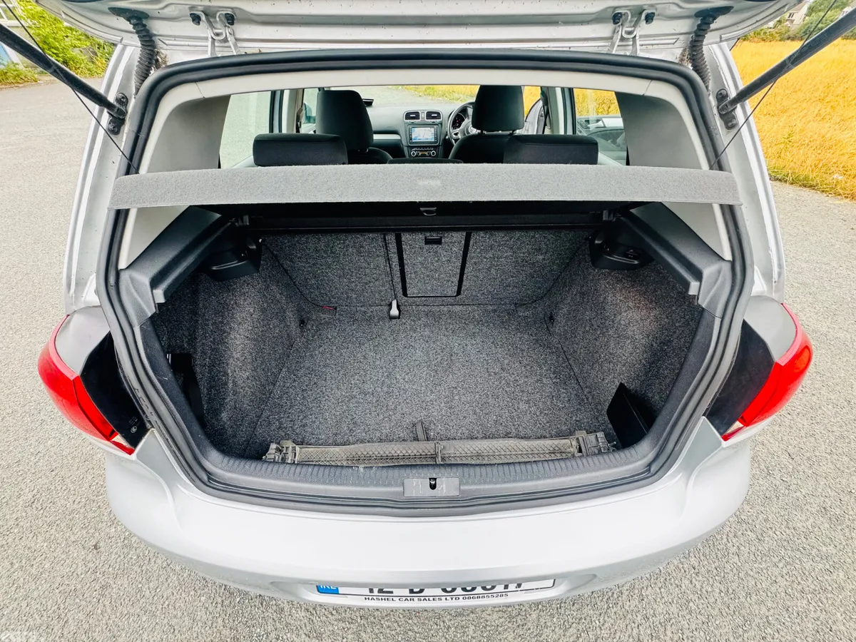 Volkswagen Golf Hatchback, Petrol, 2012, Silver