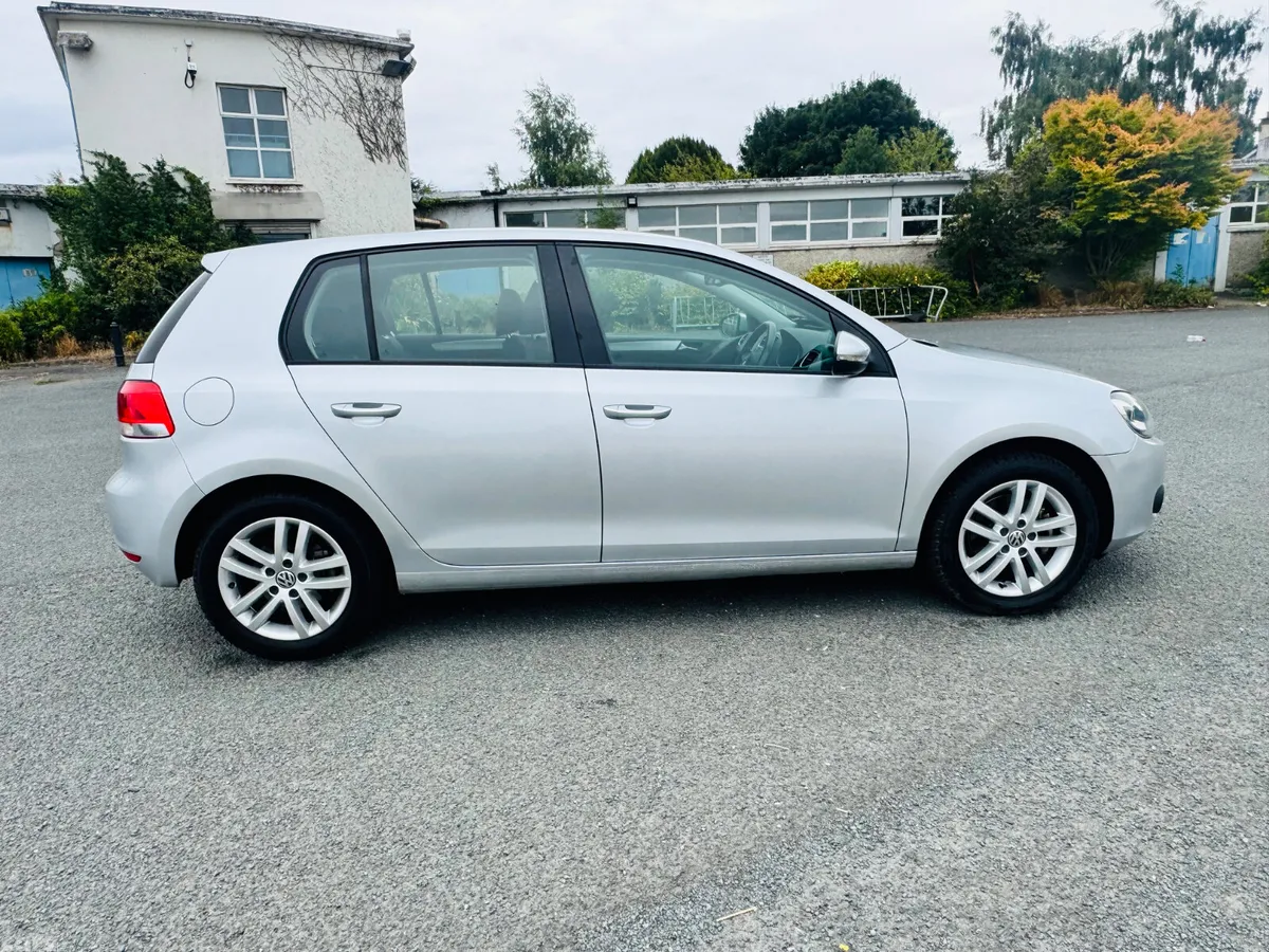 Volkswagen Golf Hatchback, Petrol, 2012, Silver
