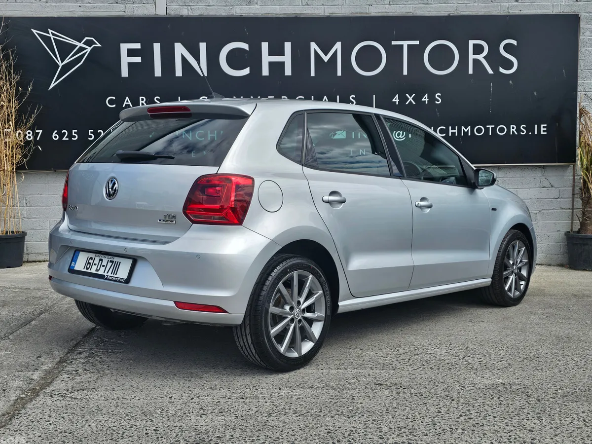 Volkswagen Polo Hatchback, Diesel, 2016, Silver