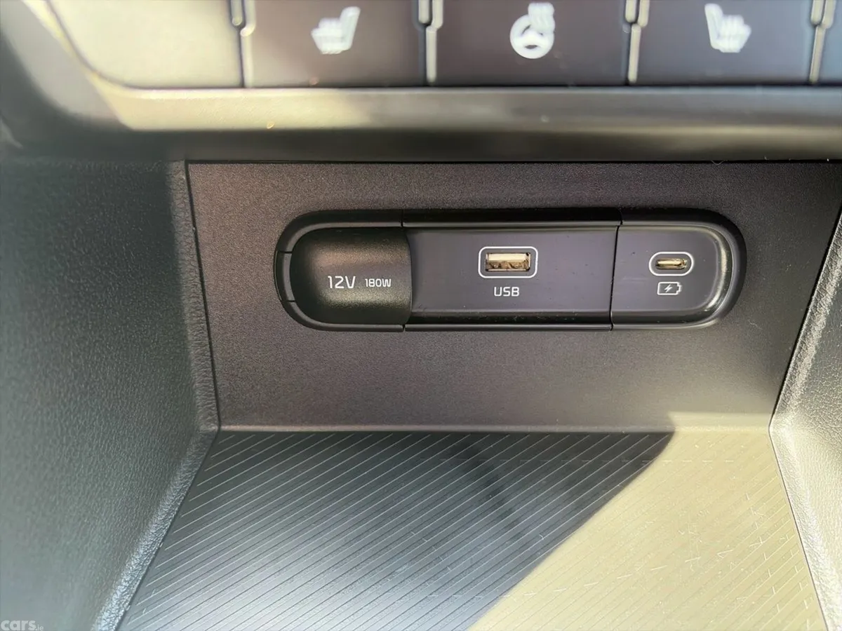 Kia Sportage SUV, Diesel Hybrid, 2023, Grey