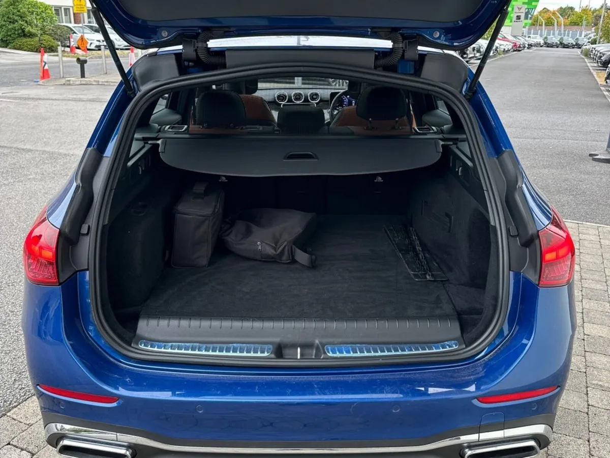 Mercedes-Benz C-Class Estate, Petrol Plug-in Hybrid, 2022, Blue
