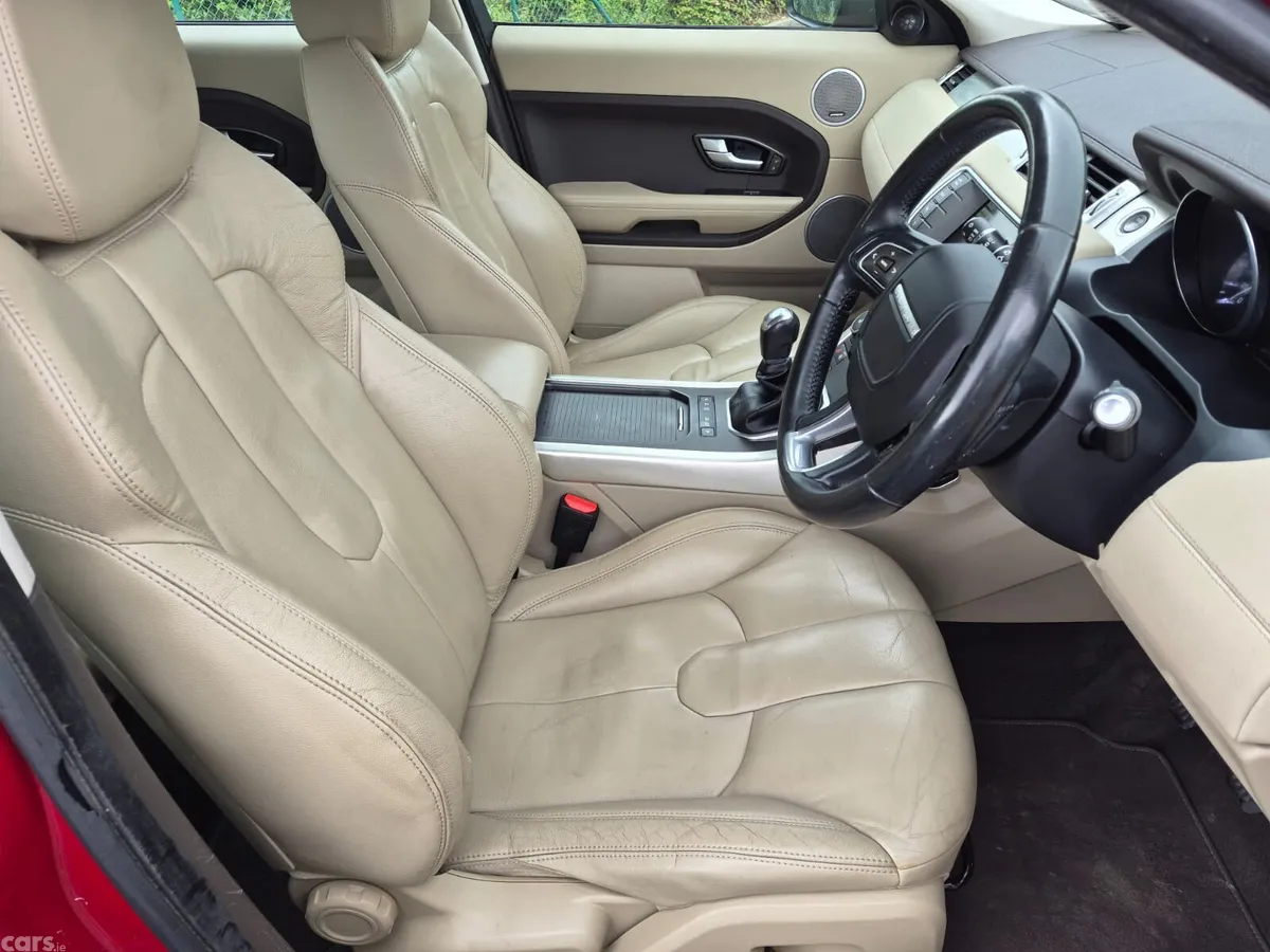 Land Rover Range Rover Evoque SUV, Diesel, 2015, Red