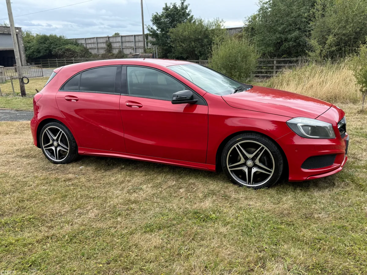 Mercedes-Benz A-Class Hatchback, Petrol, 2013, Red