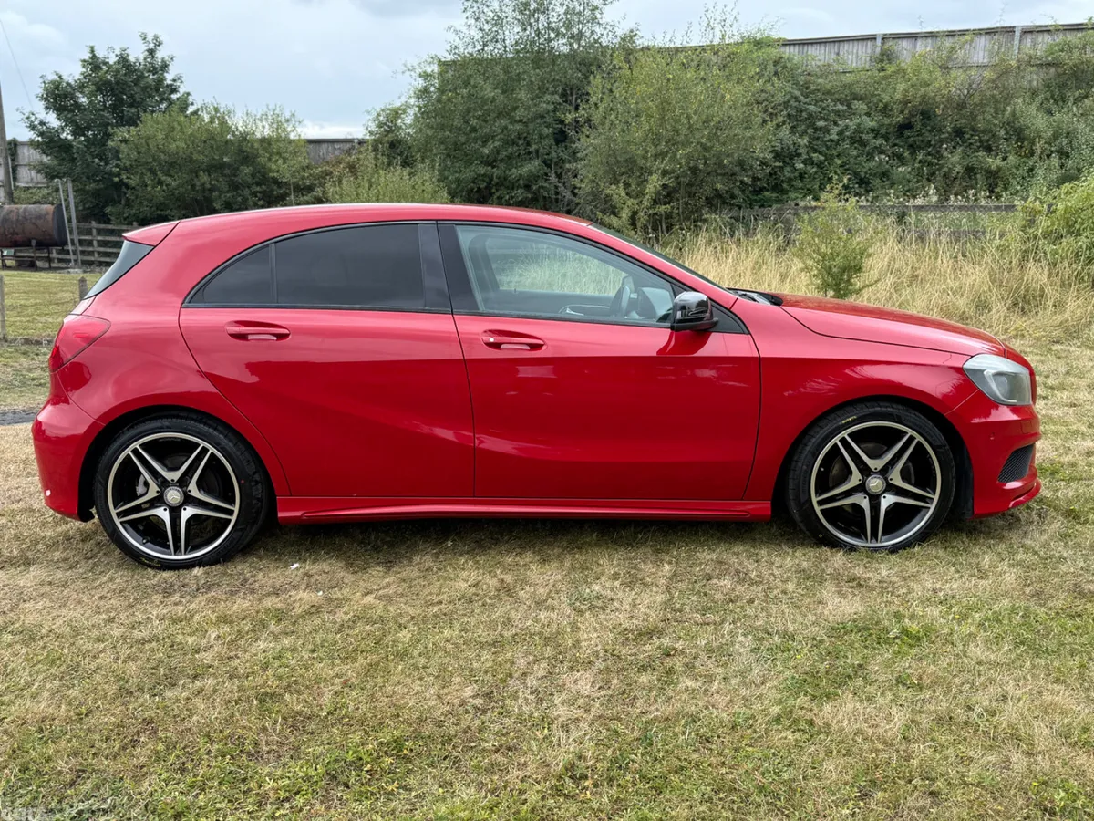 Mercedes-Benz A-Class Hatchback, Petrol, 2013, Red