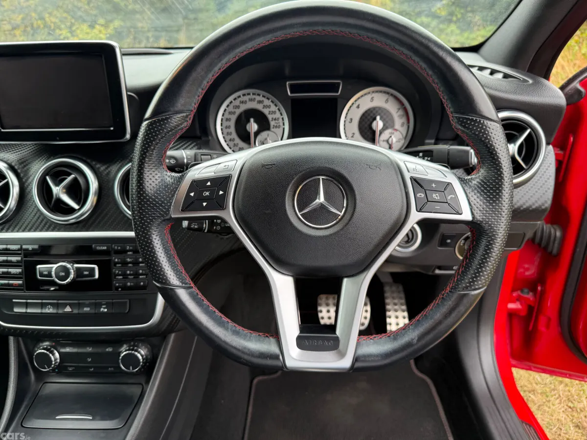 Mercedes-Benz A-Class Hatchback, Petrol, 2013, Red