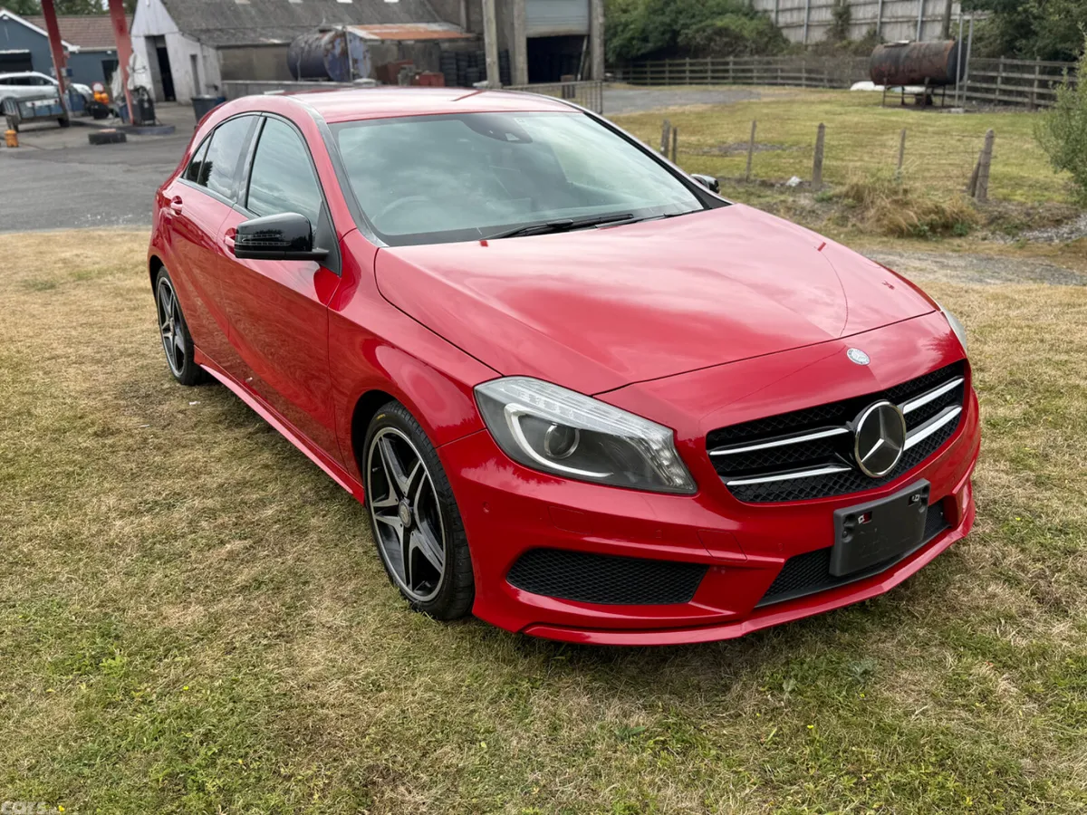 Mercedes-Benz A-Class Hatchback, Petrol, 2013, Red