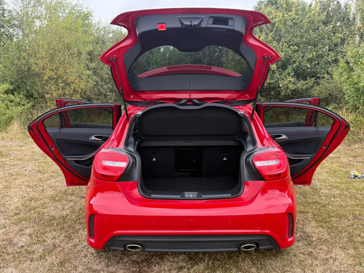 Mercedes-Benz A-Class Hatchback, Petrol, 2013, Red