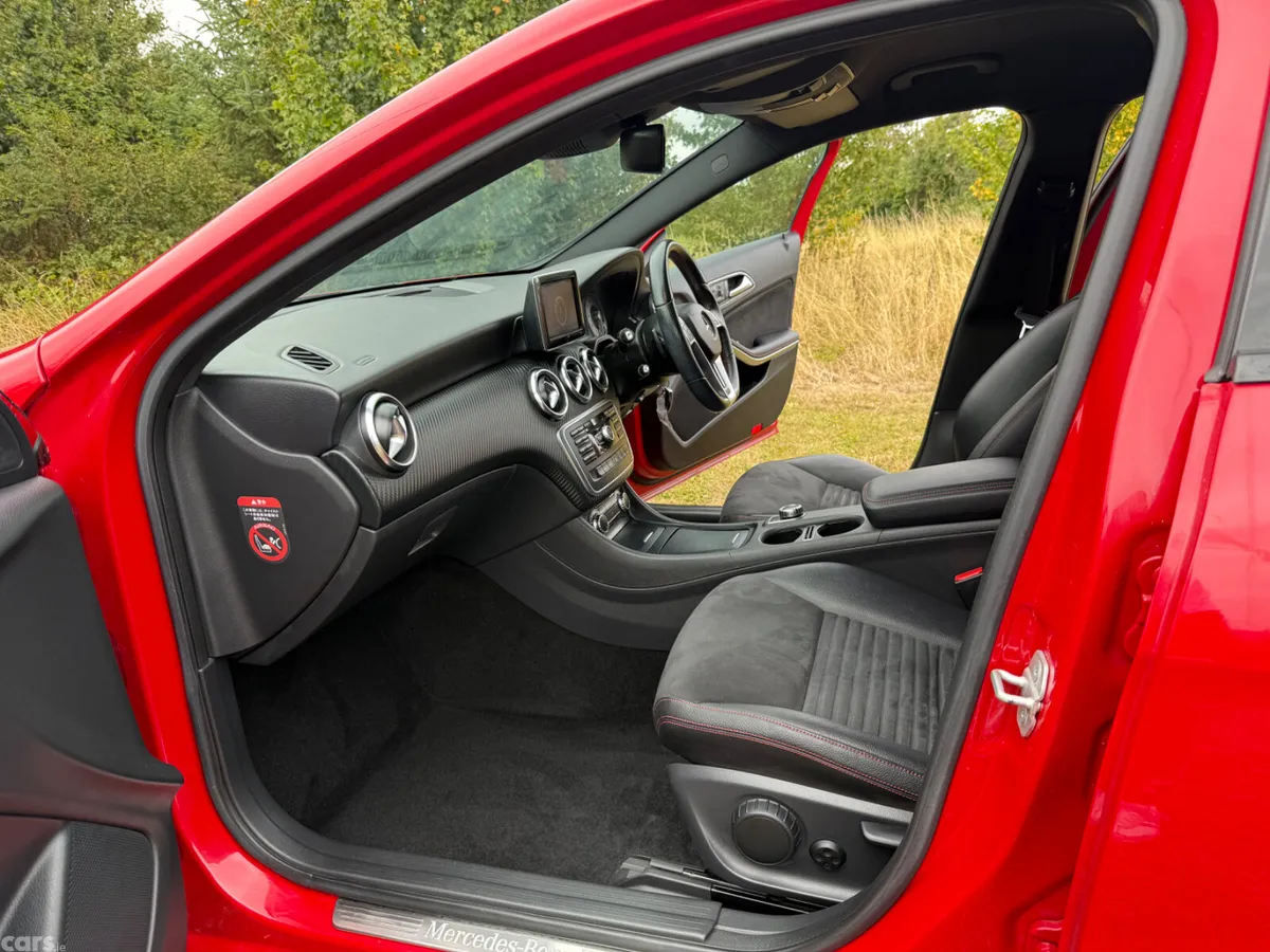 Mercedes-Benz A-Class Hatchback, Petrol, 2013, Red