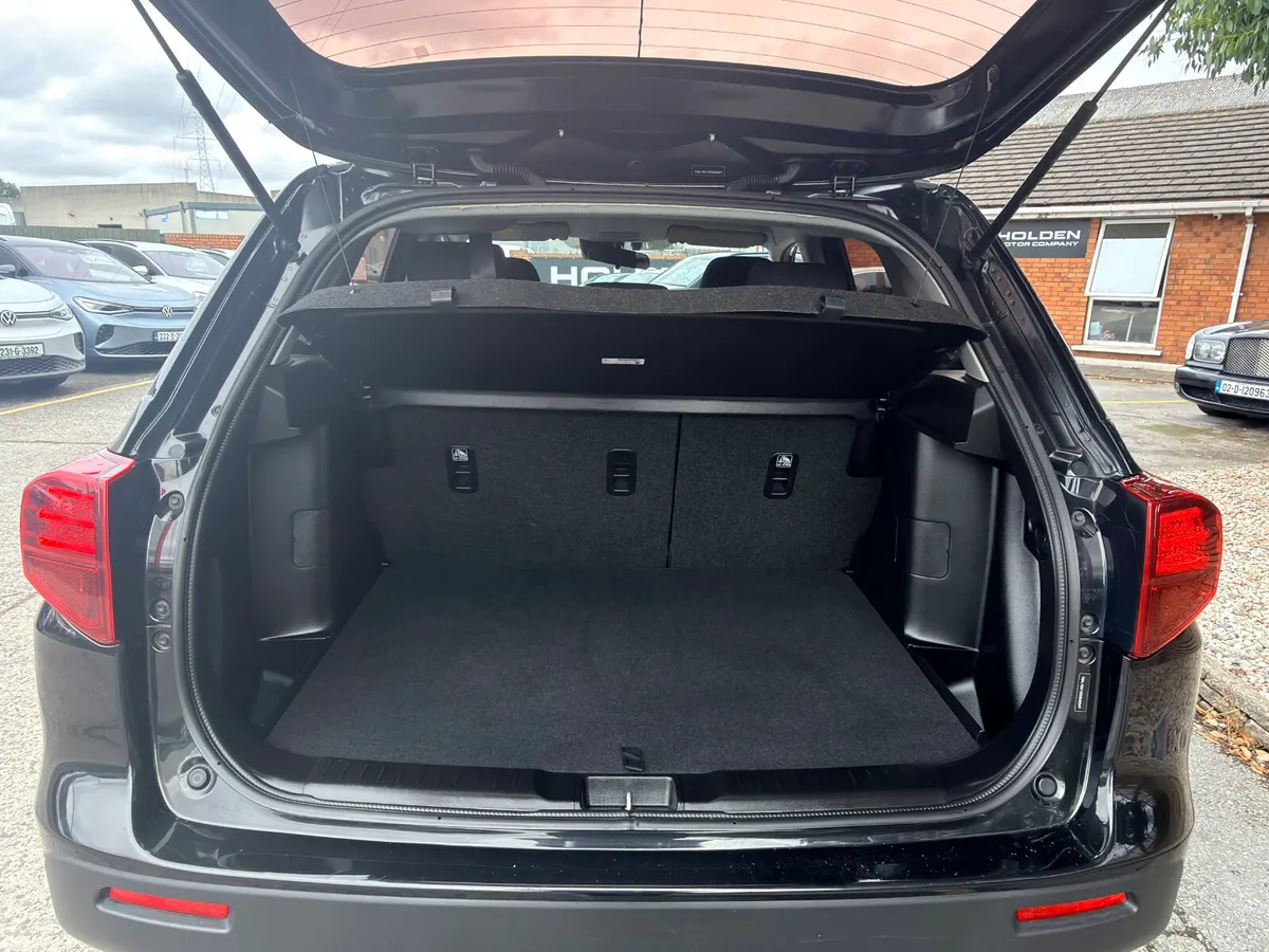 Suzuki Vitara SUV, Petrol, 2020, Black