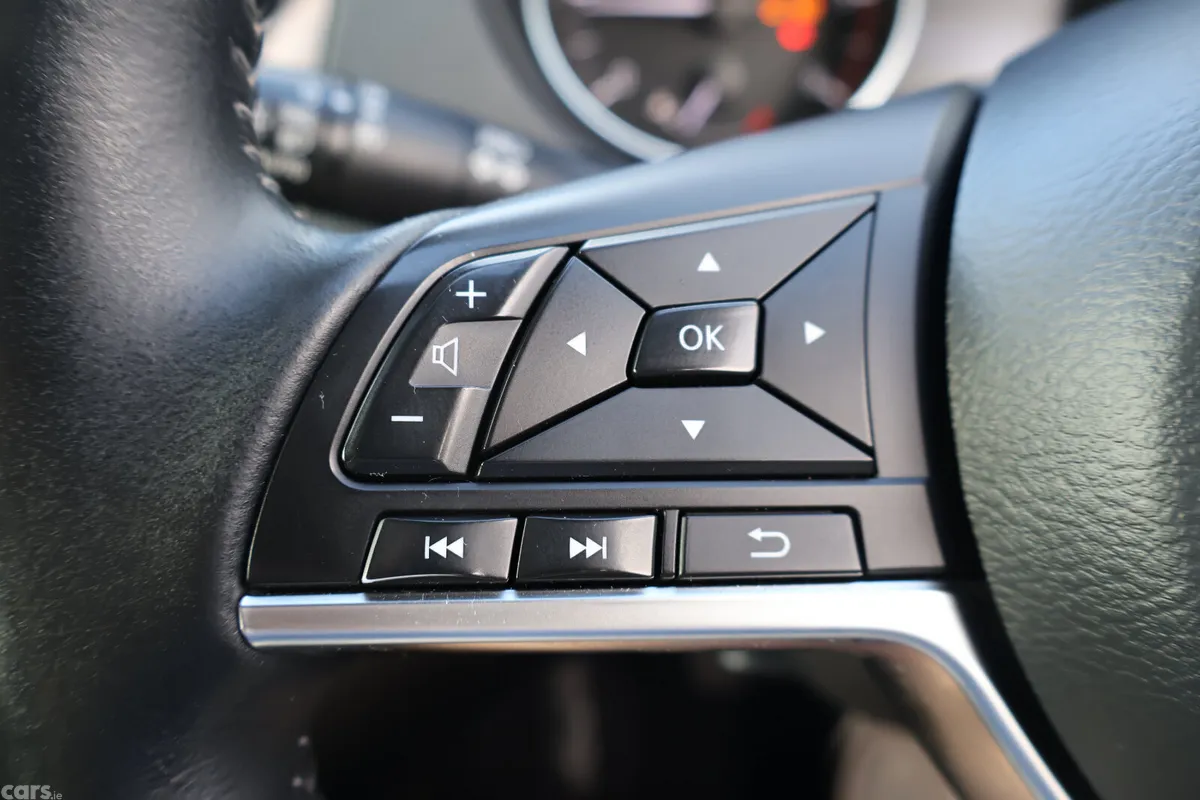 Nissan Qashqai MPV, Diesel, 2019, White
