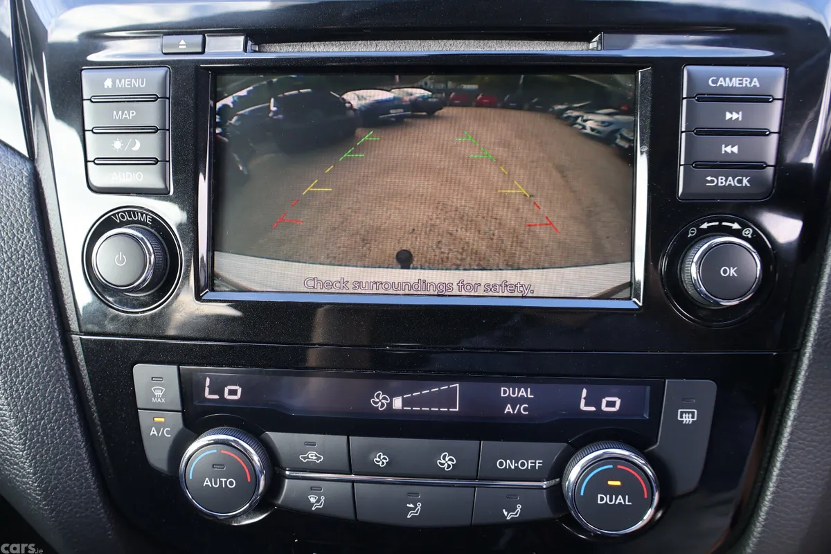 Nissan Qashqai MPV, Diesel, 2019, White