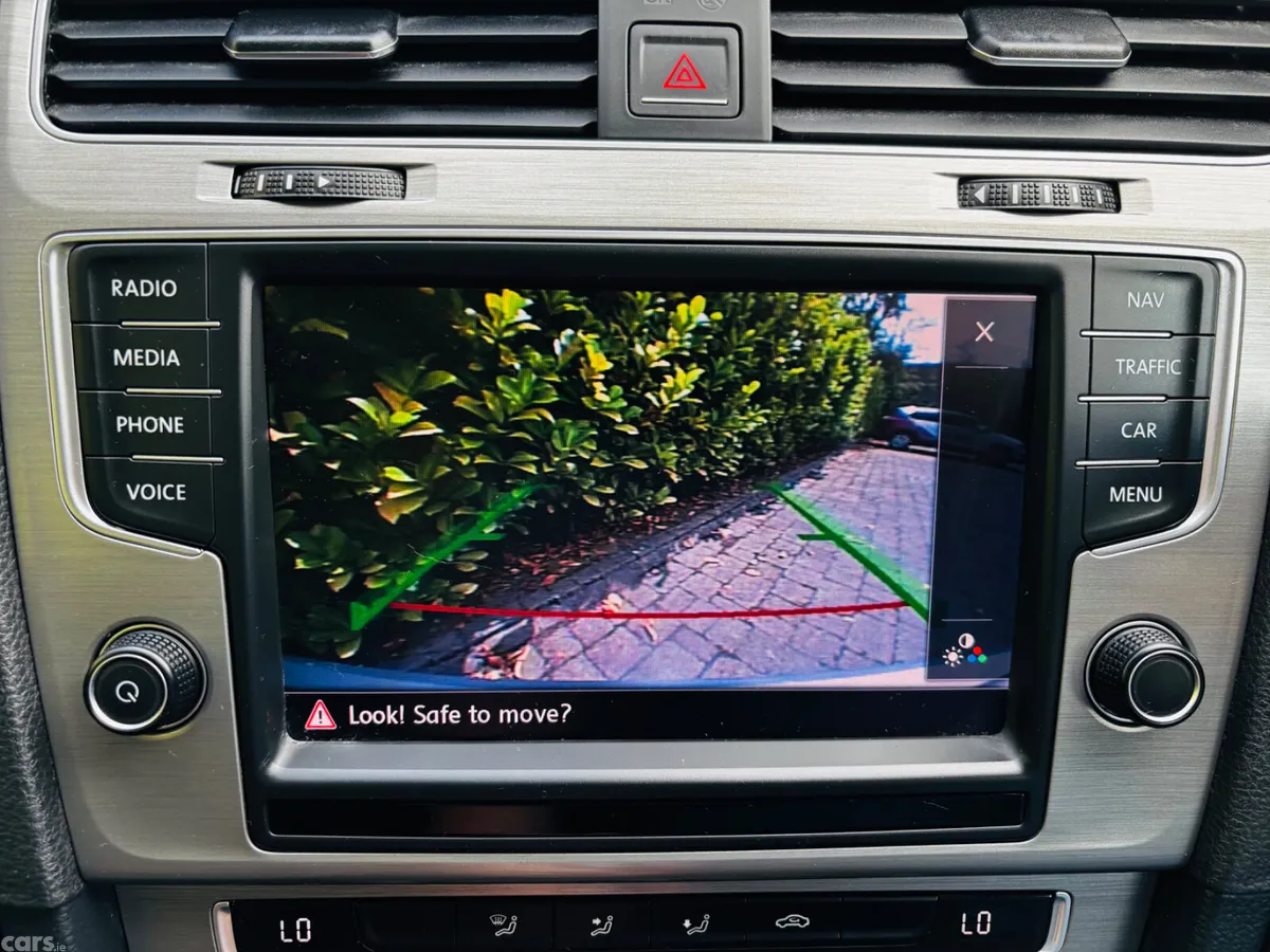 Volkswagen Golf Hatchback, Petrol, 2015, Silver
