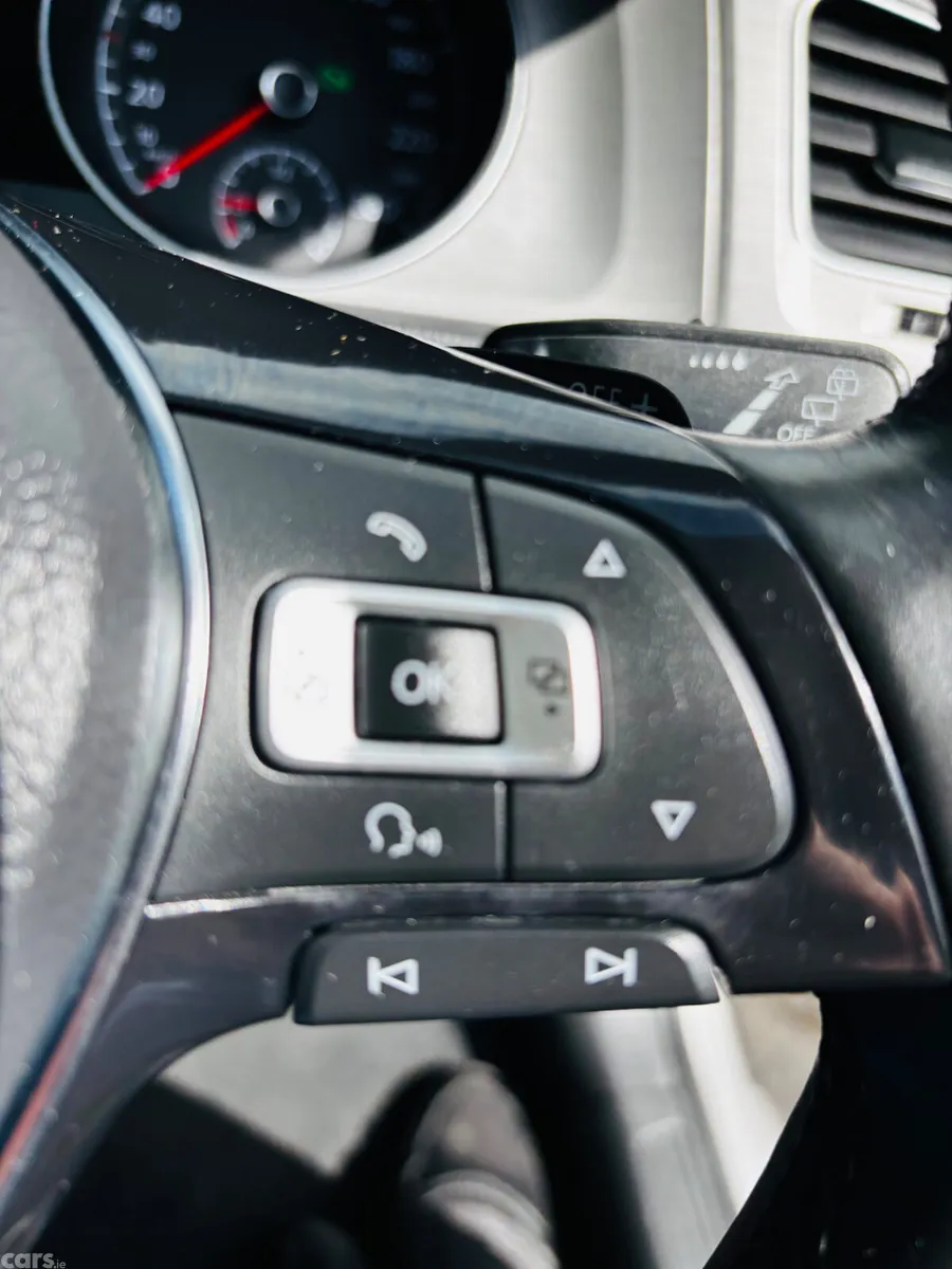 Volkswagen Golf Hatchback, Petrol, 2015, Silver