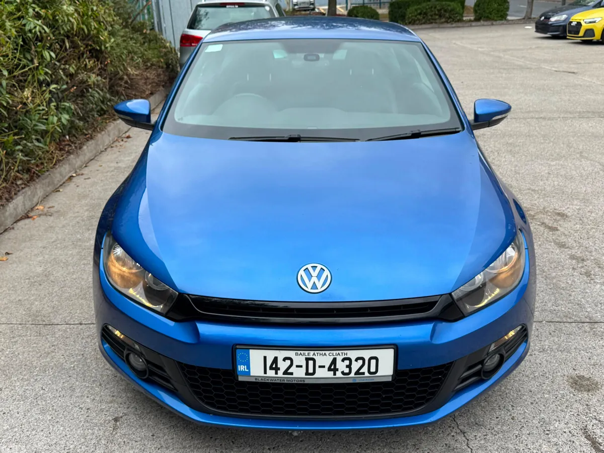 Volkswagen Scirocco Hatchback, Diesel, 2014, Blue