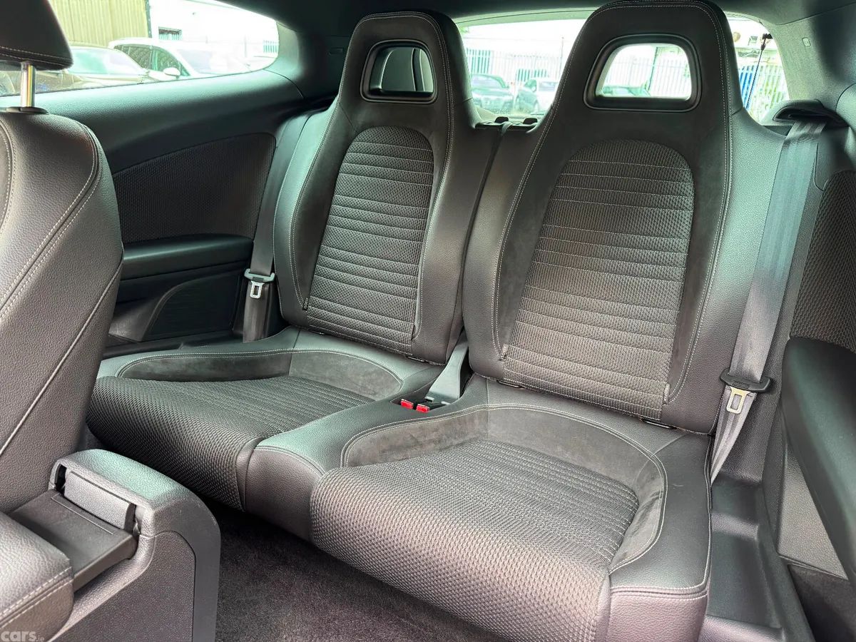 Volkswagen Scirocco Hatchback, Diesel, 2014, Blue