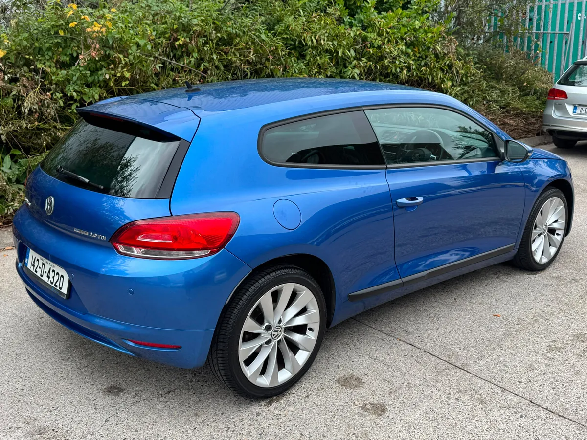 Volkswagen Scirocco Hatchback, Diesel, 2014, Blue