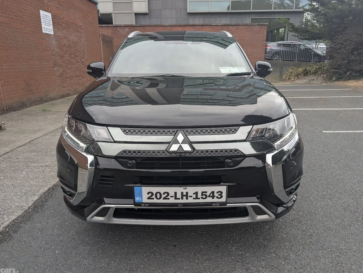 Mitsubishi Outlander SUV, Petrol Plug-in Hybrid, 2020, Black