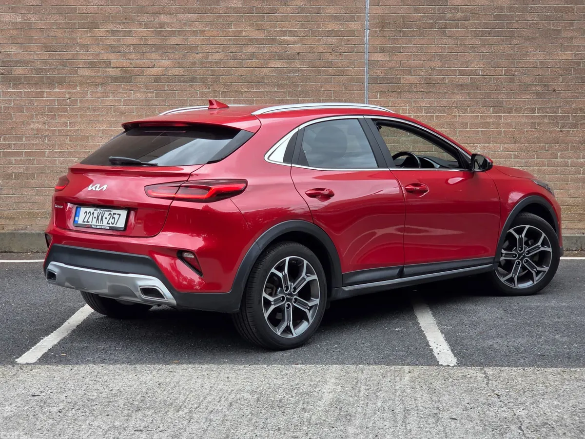Kia XCeed Hatchback, Petrol Plug-in Hybrid, 2022, Red
