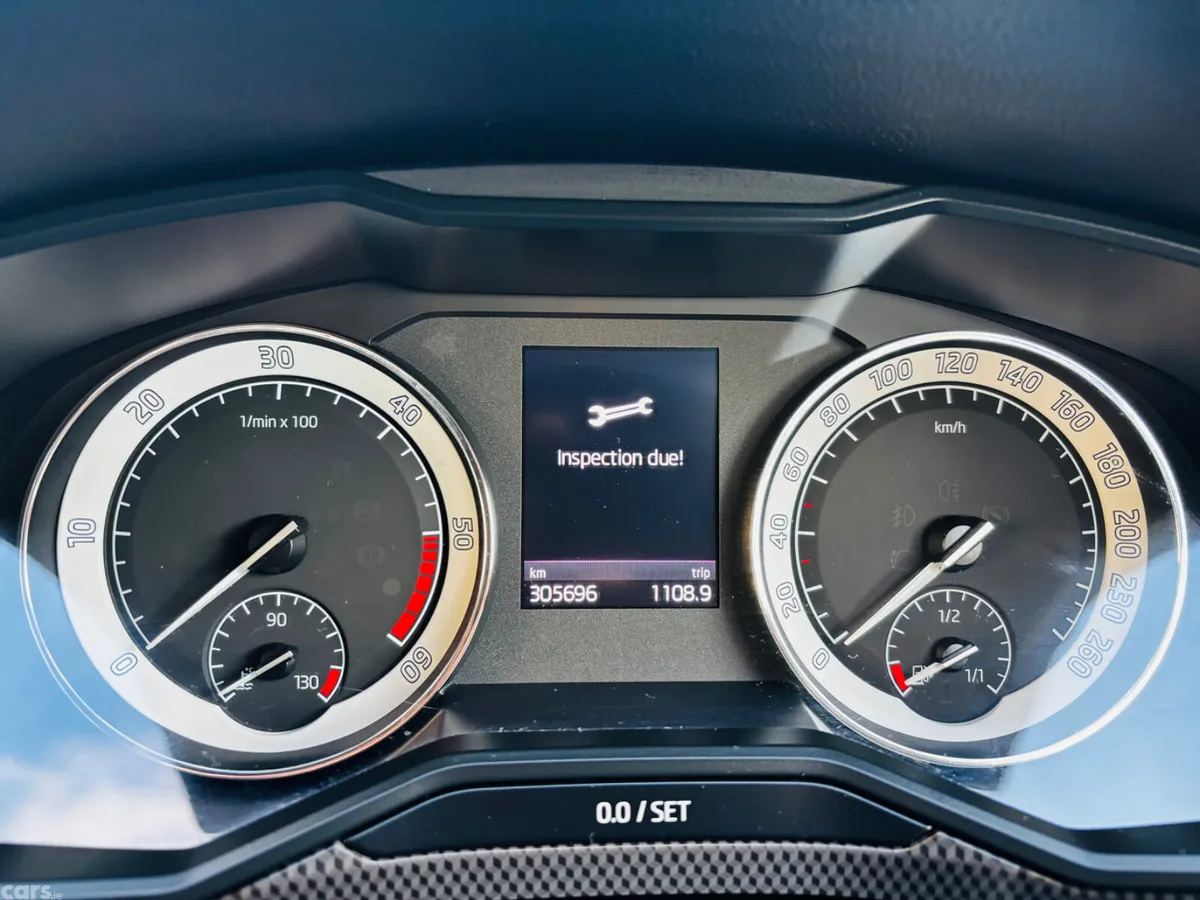 Skoda Superb Hatchback, Diesel, 2018, Black