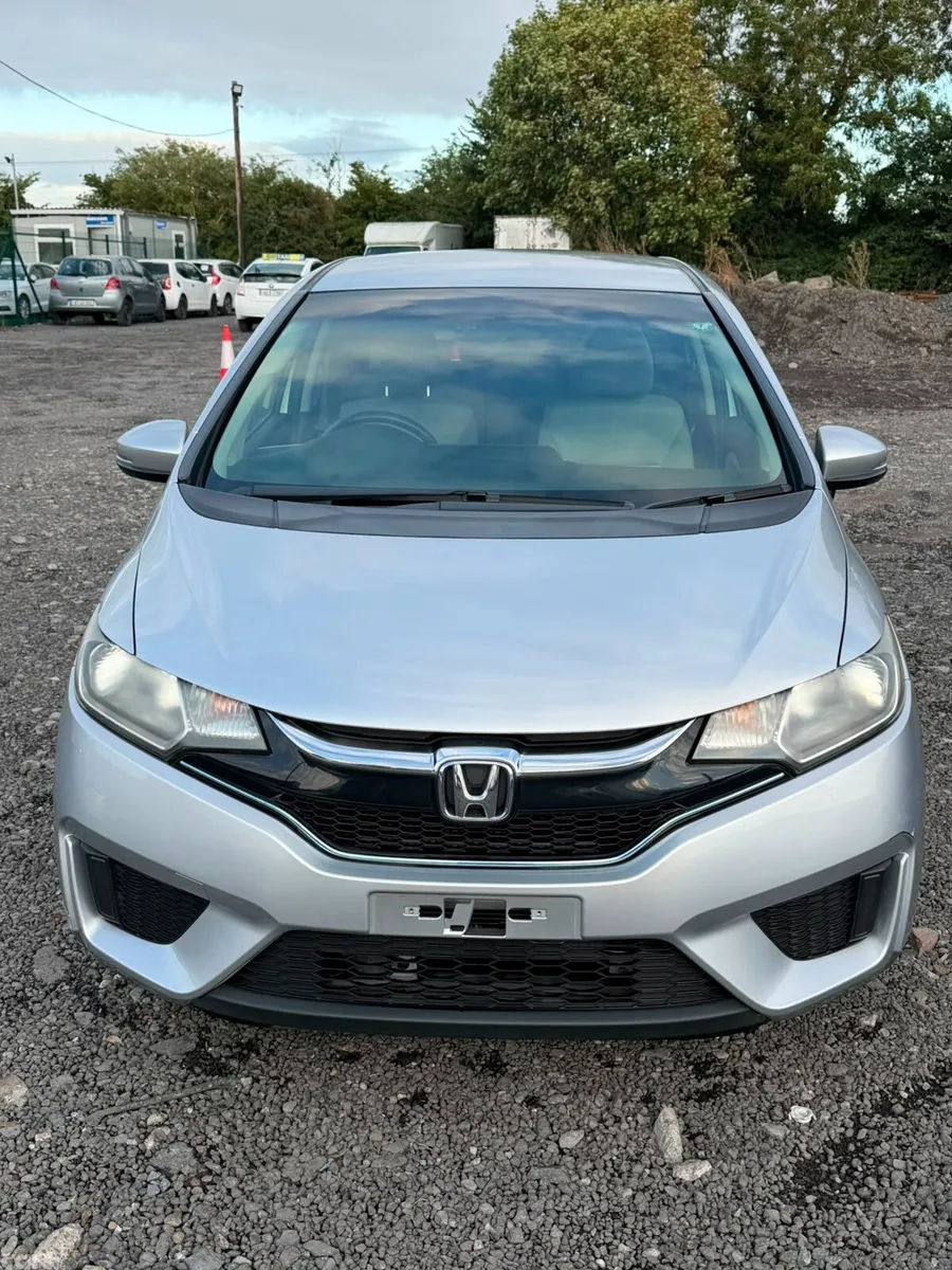 Honda Fit Hatchback, Petrol Hybrid, 2017, Silver