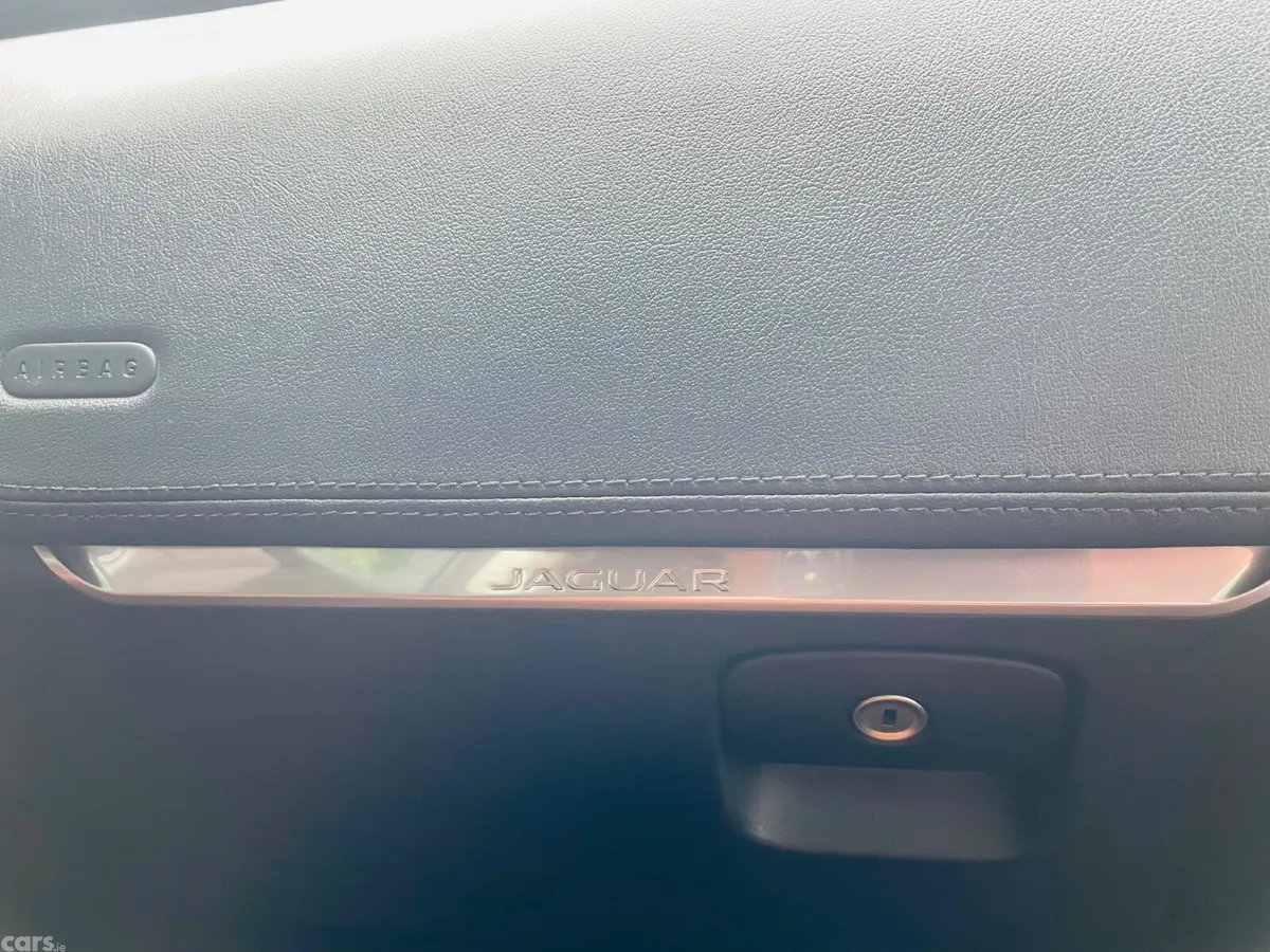 Jaguar F-Pace SUV, Diesel, 2018, Black