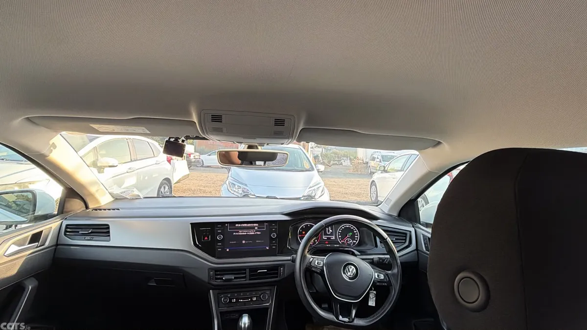 Volkswagen Polo Hatchback, Petrol, 2018, White