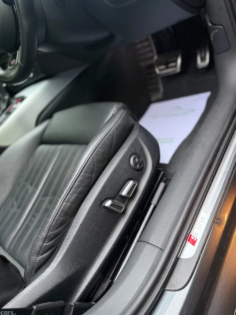 Audi A6 Saloon, Diesel, 2017, Grey
