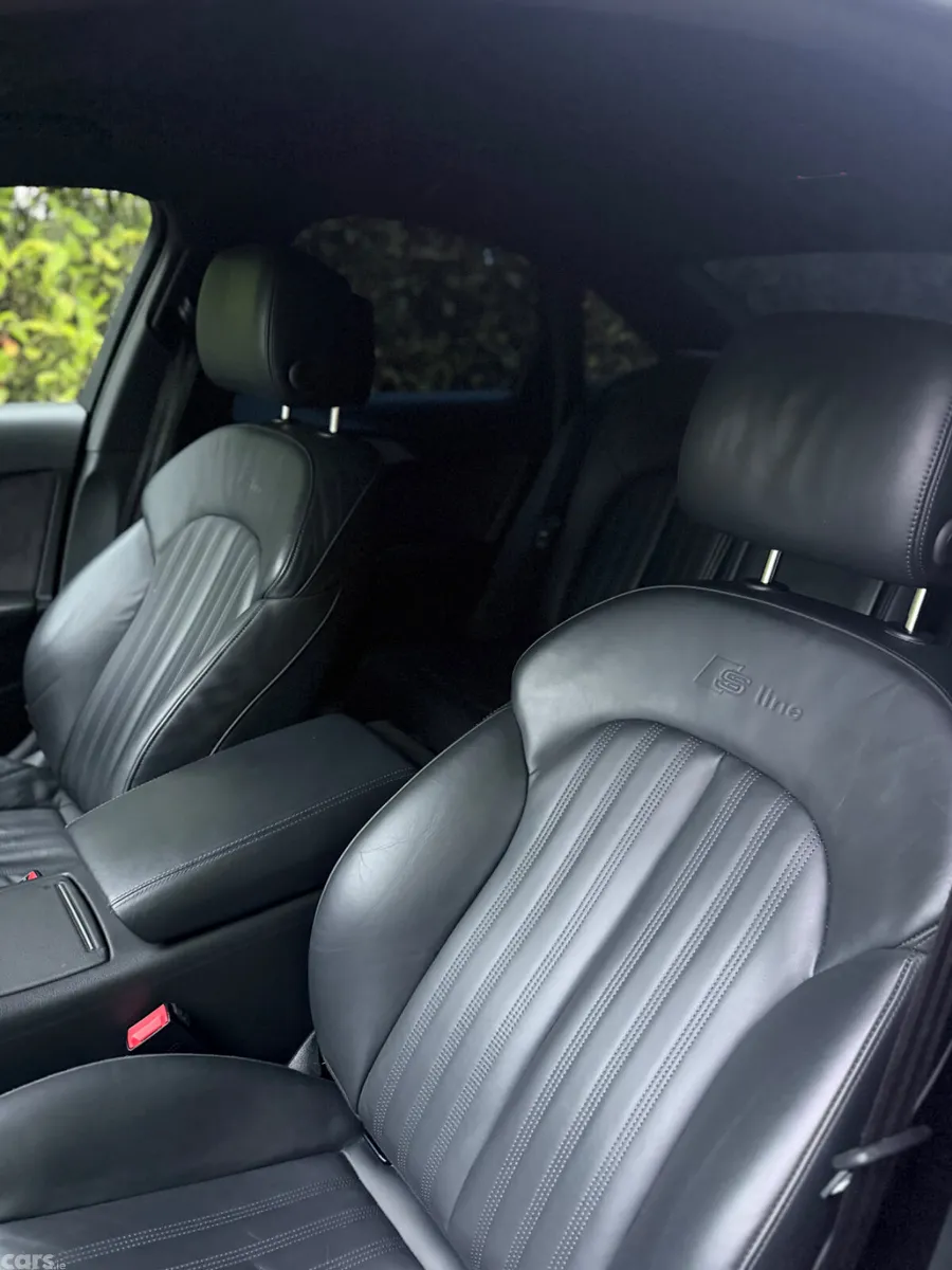 Audi A6 Saloon, Diesel, 2017, Grey