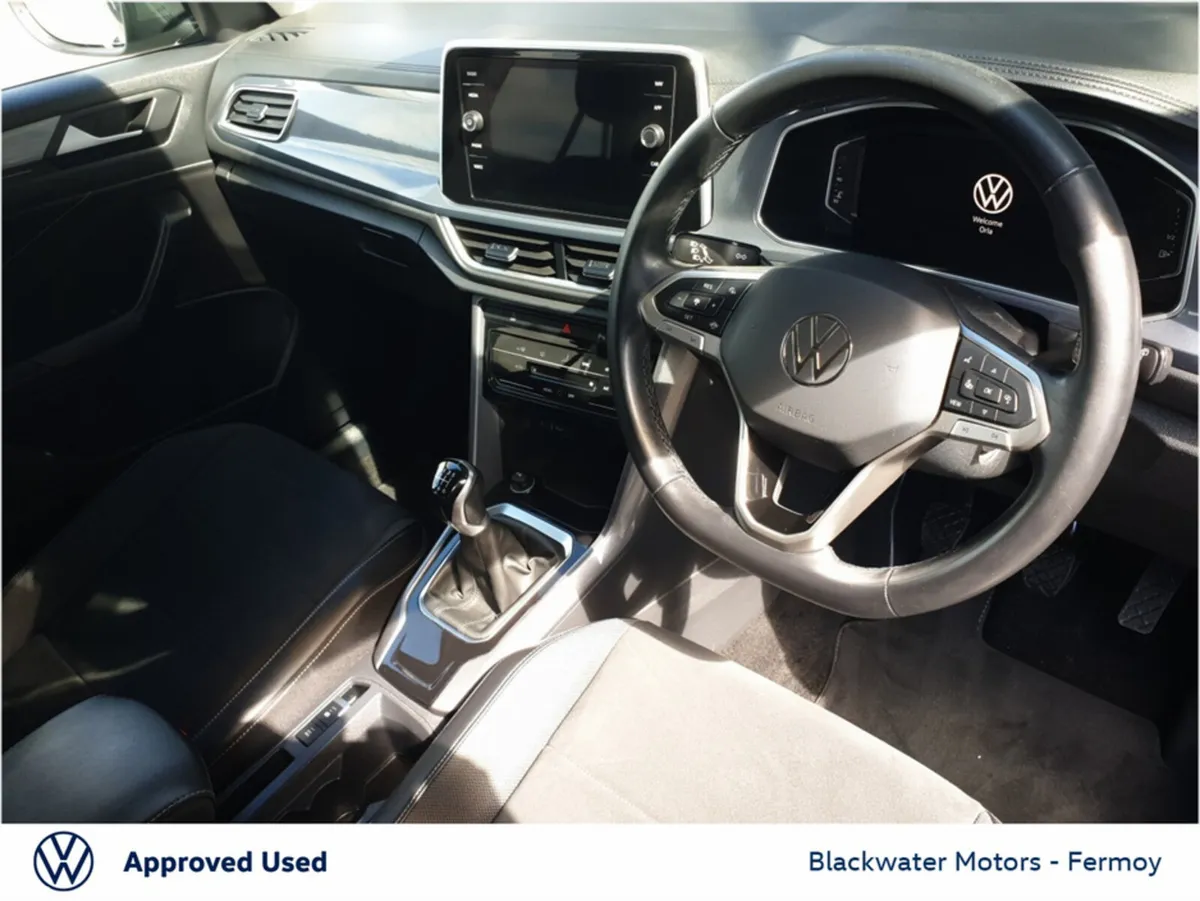 Volkswagen T-Roc SUV, Petrol, 2023, Grey