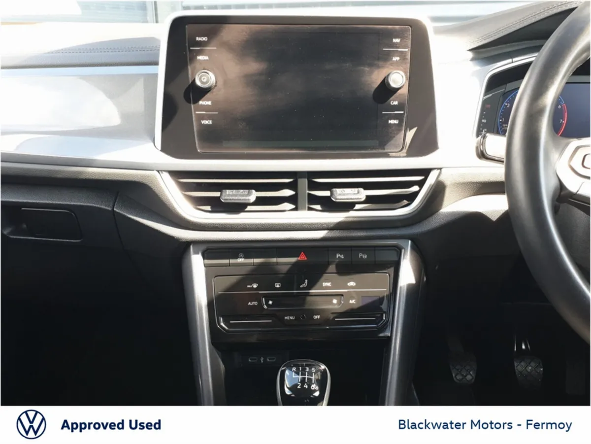 Volkswagen T-Roc SUV, Petrol, 2023, Grey