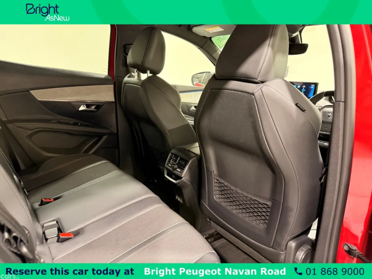 Peugeot 3008 SUV, Petrol Hybrid, 2024, Red