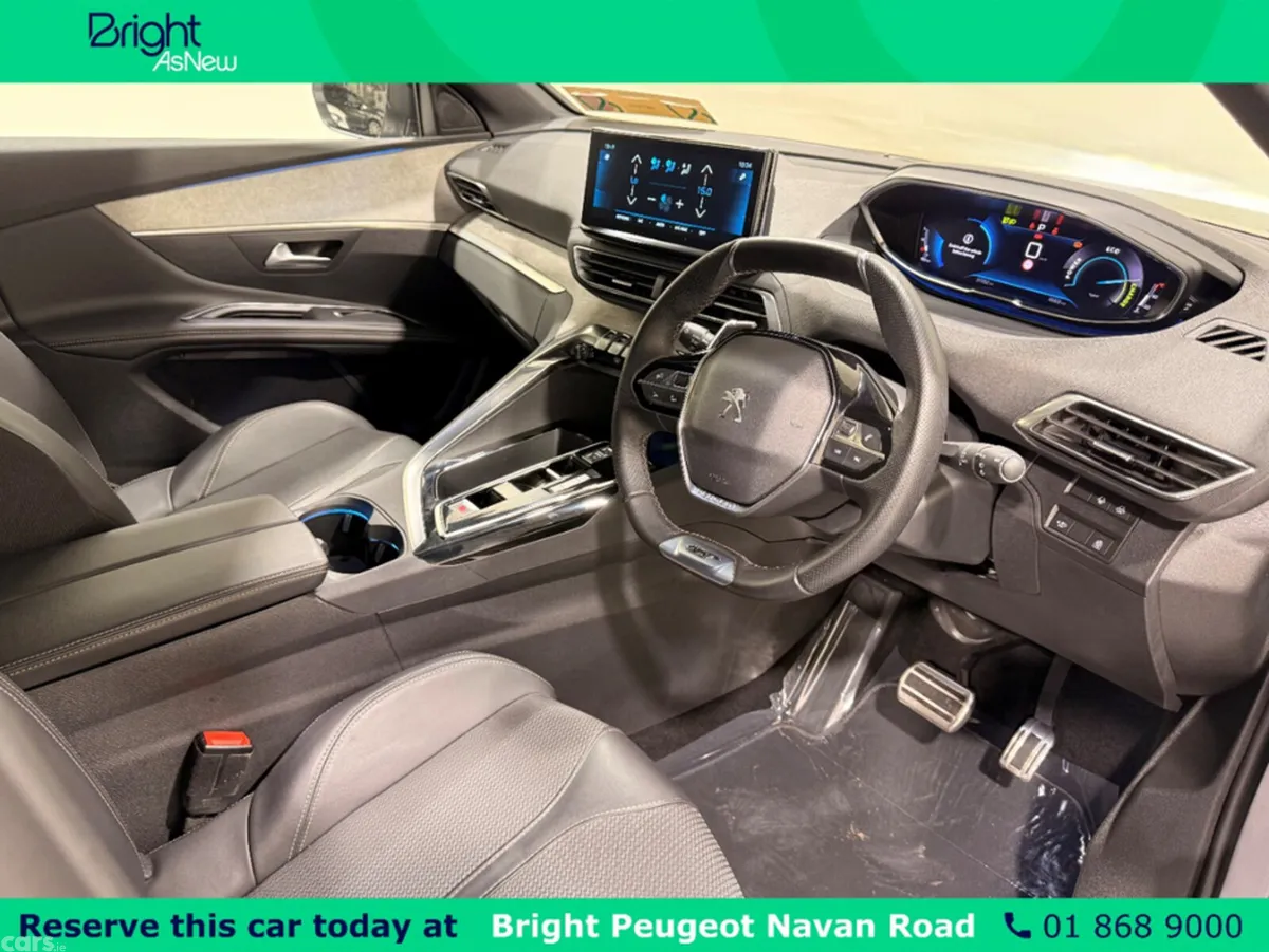 Peugeot 3008 SUV, Petrol Hybrid, 2024, Grey