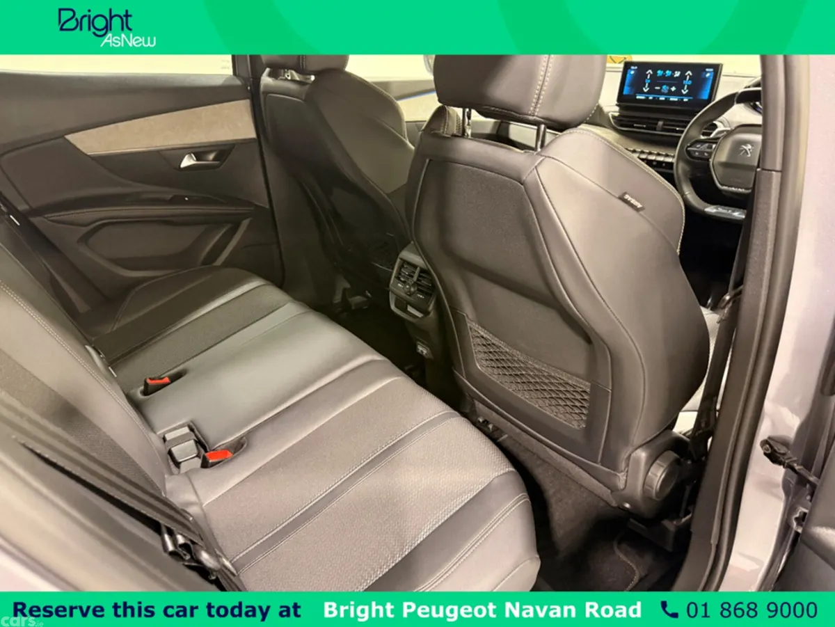 Peugeot 3008 SUV, Petrol Hybrid, 2024, Grey