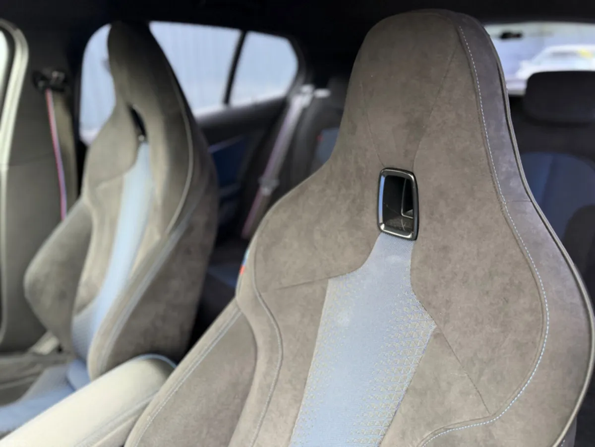 BMW 1-Series Hatchback, Petrol, 2020, Blue