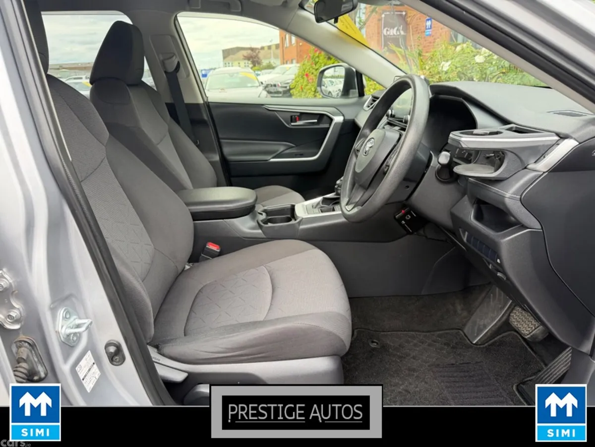 Toyota RAV4 SUV, Petrol Hybrid, 2021, Silver