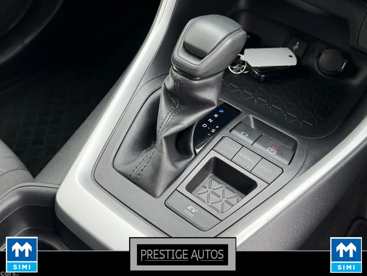 Toyota RAV4 SUV, Petrol Hybrid, 2021, Silver