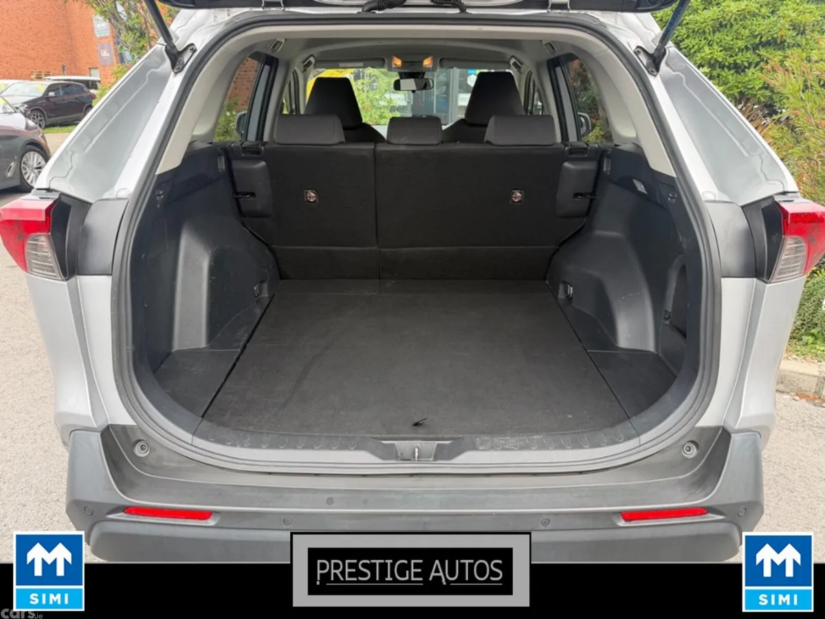 Toyota RAV4 SUV, Petrol Hybrid, 2021, Silver