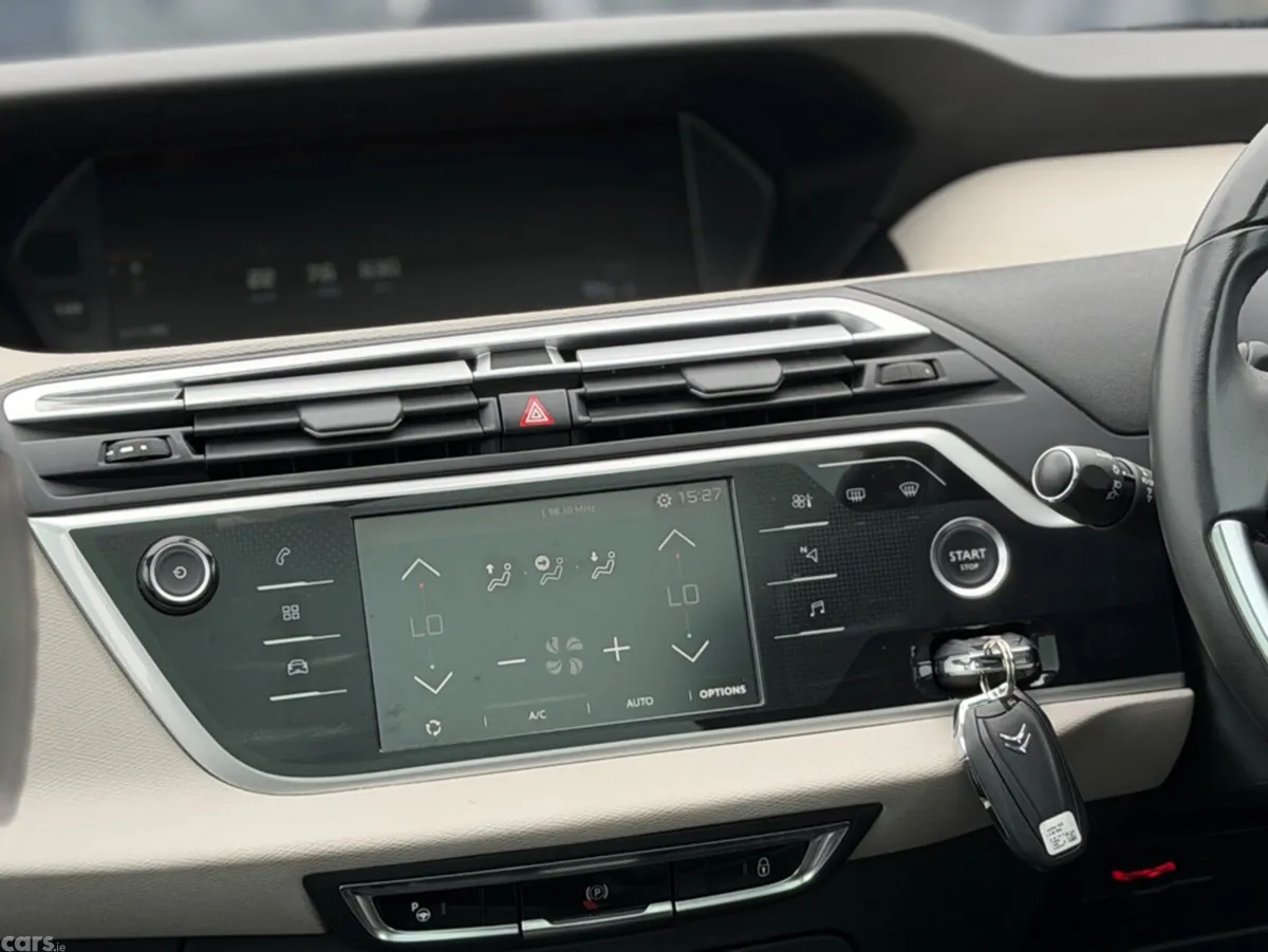 Citroen Grand C4 Spacetourer MPV, Diesel, 2021, White