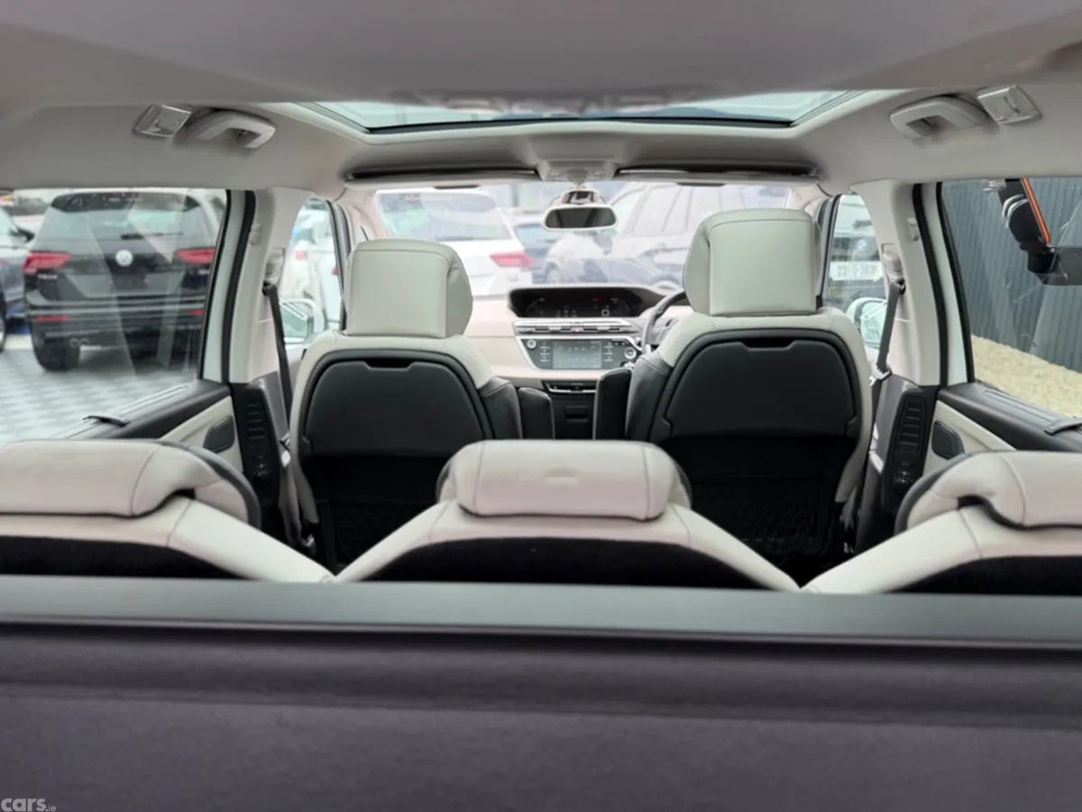 Citroen Grand C4 Spacetourer MPV, Diesel, 2021, White